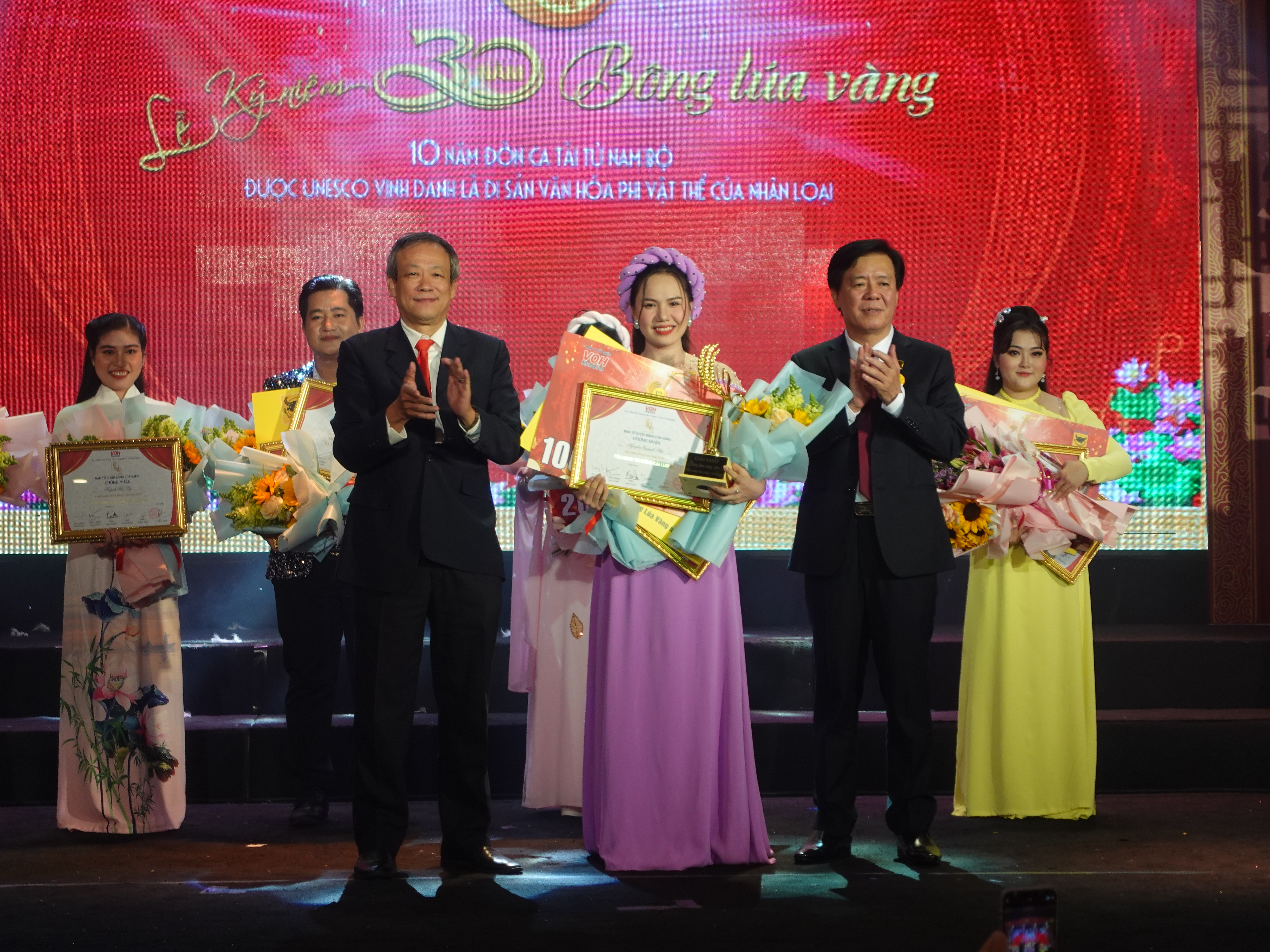 Kỷ niệm Bông Lúa Vàng 30 năm: Hành trình thăng hoa, trường tồn, tiếp lửa hồn dân tộc 12